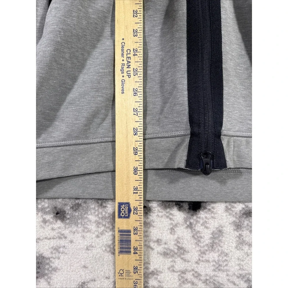 Banana Republic doesn fit